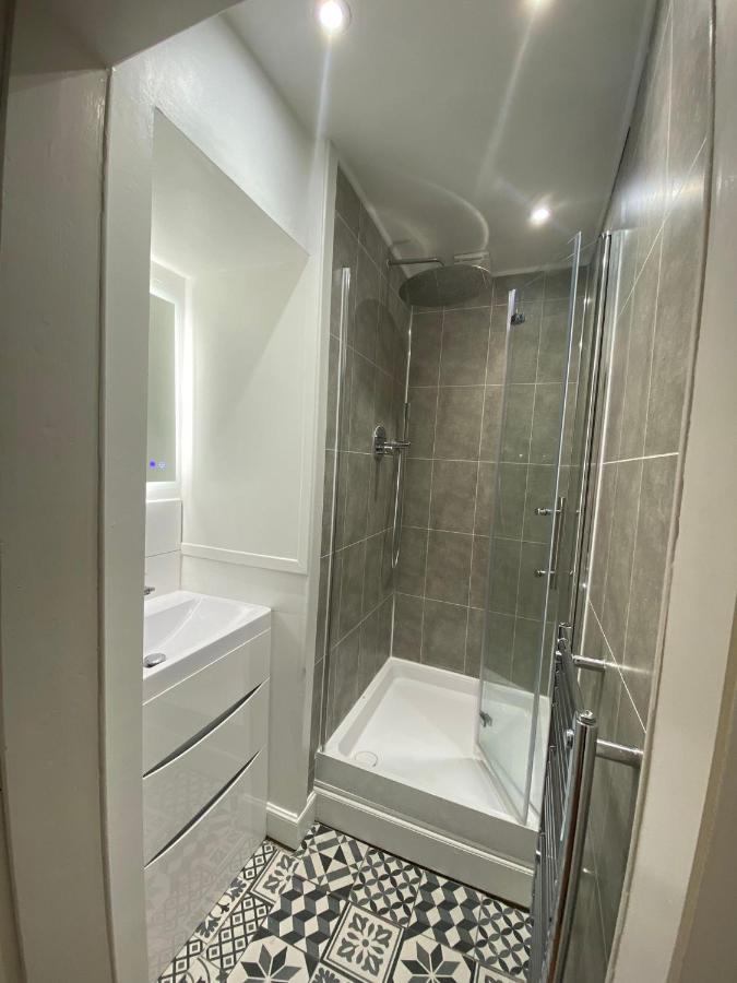 1 Bed Apartment EDI Buitenkant foto